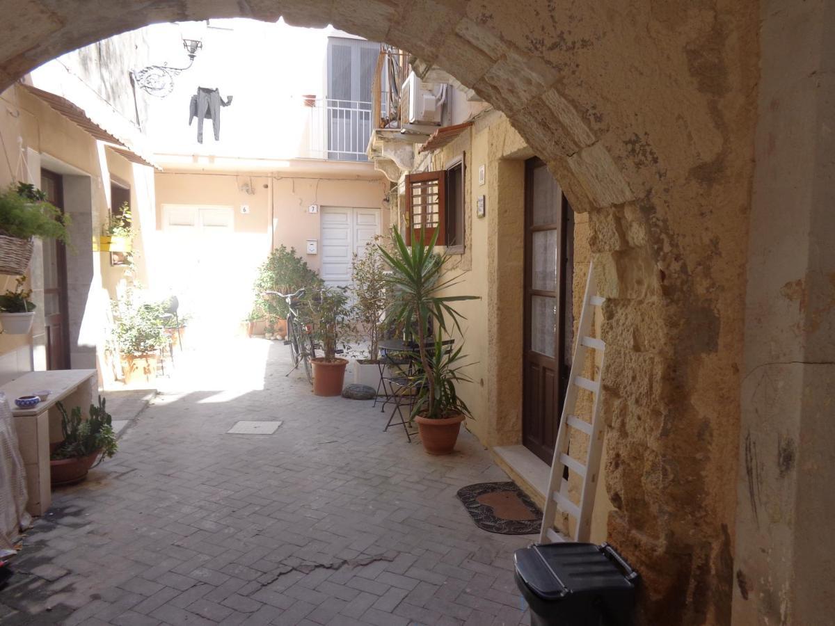Casa Gaia Ortigia Holiday Home Syracuse Bagian luar foto